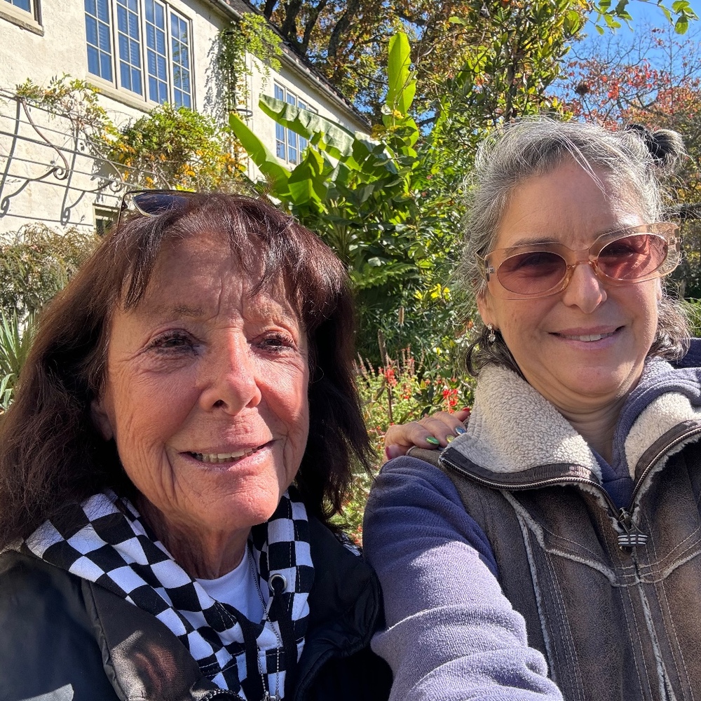 Meet your Posher, Lisie